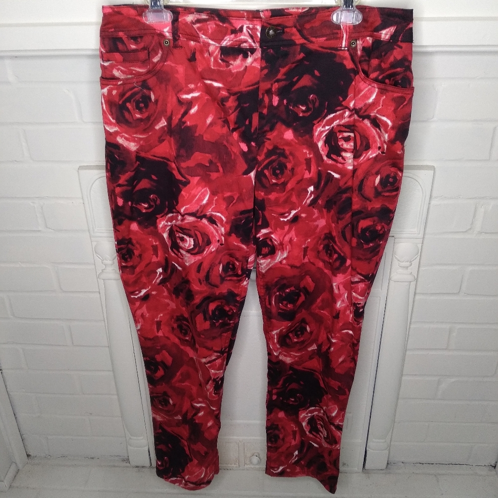 Chicos floral ankle pants